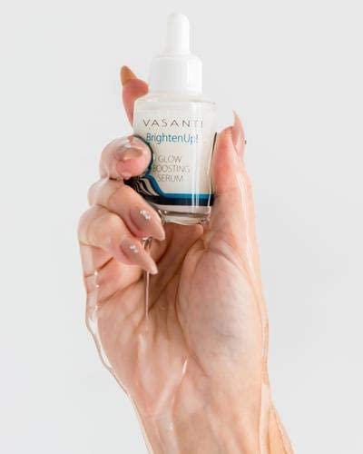 VASANTI Glow Boosting Serum (30mL) - Enriched with Vitamin C, Bearberry and Arbutin Infused Serum for Instant Glowing Skin