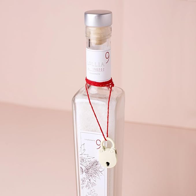 Lollia in Love Bathing Salt, 20 oz. - Bath Essential for Women, Bathtub Accessories, Relaxing Bath Salts for Women, Bath Products, Scented Luxury Bath Salts