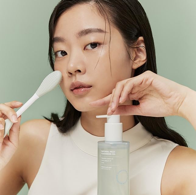 ilso Natural Mild Cleansing Oil/Daily Makeup Blackheads Removal 200mL