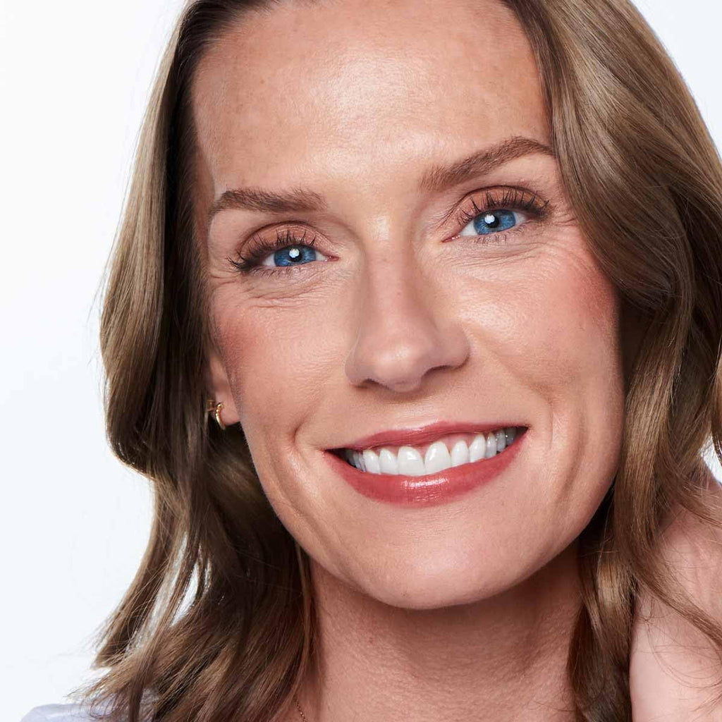 Effortless Lips 3-in-1 everyday sheer-buildable lip formula (Poppy, 0.06oz)