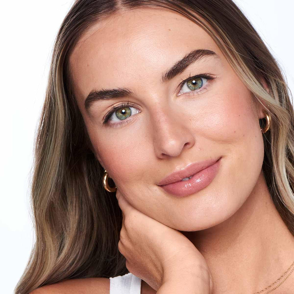 Effortless Lips 3-in-1 everyday sheer-buildable lip formula (Lily, 0.06oz)