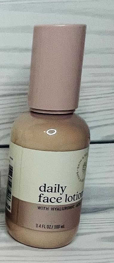 Bath and Body Works Face Essentials Gift Set Includes Daily Face Wash (4 oz), Daily Face Lotion (3.4 oz) and Clay Face Mask (6.5 oz)