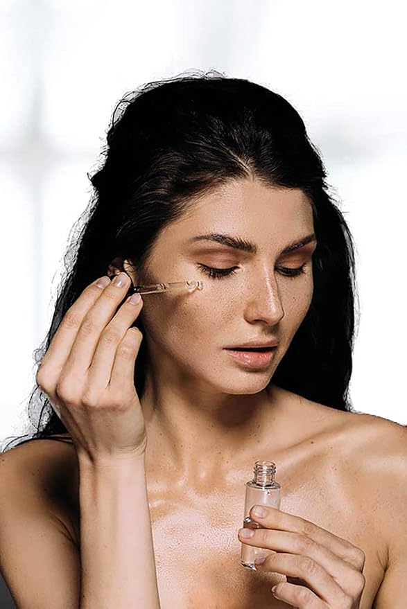 Ultimate Glow - Brightening, Clarifying, Hydrating and Pores Minimizing Face Serum - High Concentration Organic Vitamin C, Phyto-Ceramides, Tremella, and The Pores Cleaning Willow Bark - USDA Organic - Physician Formulated - Research Supported