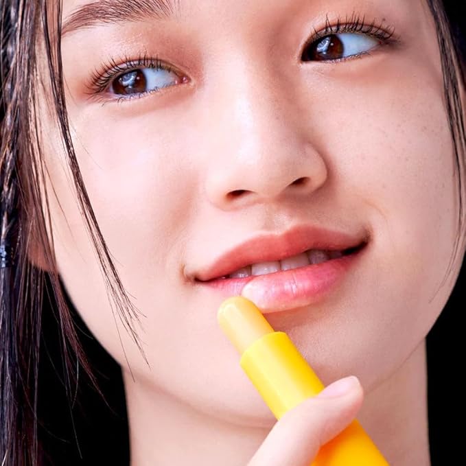 TOCOBO Vitamin Nourishing Lip Balm 19g | Nourishing Moisturizing Vegan lip Balm for Dry Lip & Natural Yellow Color