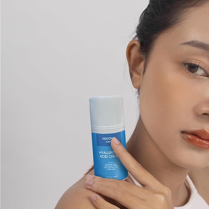 Hyaluronic Acid Facial Serum - Facial Moisturizer with Vitamin A, E, C, Green Tea, Hyaluronic Acid and Fruit Extracts - Anti Aging Serum for Facial Skincare - 50ML