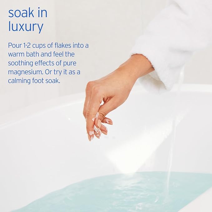 LIFE-FLO Pure Magnesium Bath Flakes - Epsom Salt Soak Alternative - Unscented Magnesium Flakes from The Zechstein Seabed - Relaxing Foot Bath with Ancient Trace Minerals - 60-Day Guarantee, 44oz