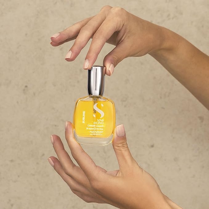 Alfaparf Milano Semi di Lino Sublime Cristalli Liquidi Hair Oil Serum with Thermal Protection - Anti Frizz Hair Serum & Smoothing Heat Protectant Spray with Vitamin E for Frizzy Hair (1.01 oz / 30 ml)