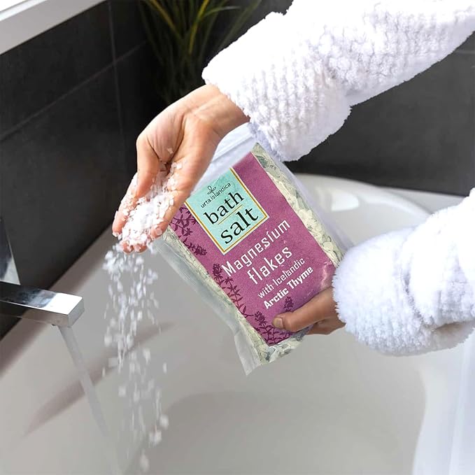 Magnesium Bath Salts with Icelandic Arctic Thyme 200g - Luxury Alternative to Epsom Salt Bath Soak, Magnesium Flakes Sitz Baths, Foot Soaks, Magnesium Chloride Relaxing Magnesium Soak