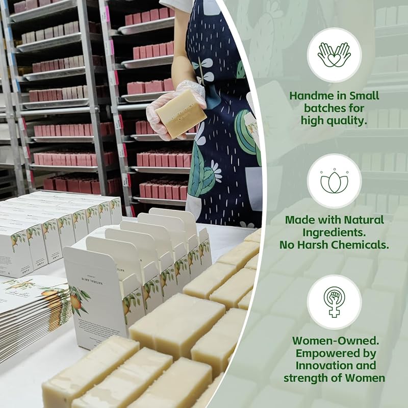 Natural Amor Green Spa Gift Set for Women, Peppermint Forest Bath Gift for her,5pc Bath & Body Gift Including Soap Bar, Candle, Bath Bomb