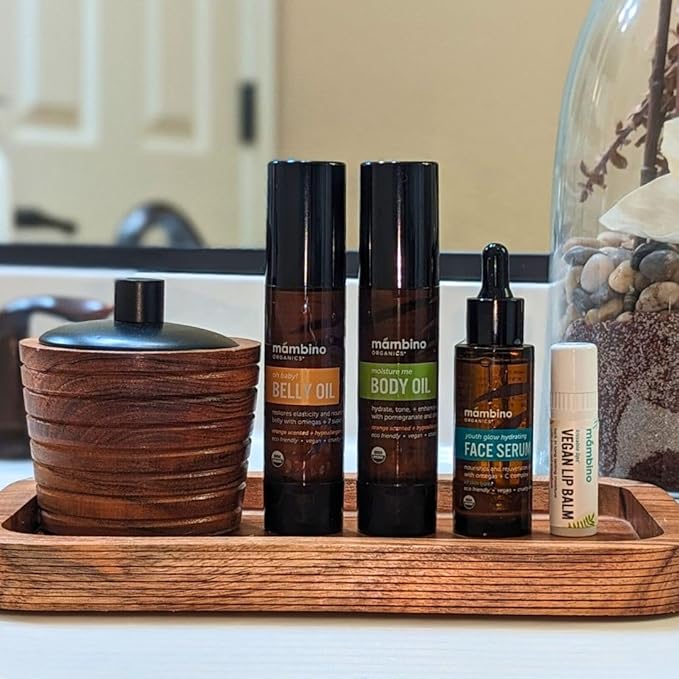 Mambino Organics Kissable Lip Balm, Moisturizing Glossy Vegan Lips, Juicy Red Grapefruit, 7 g