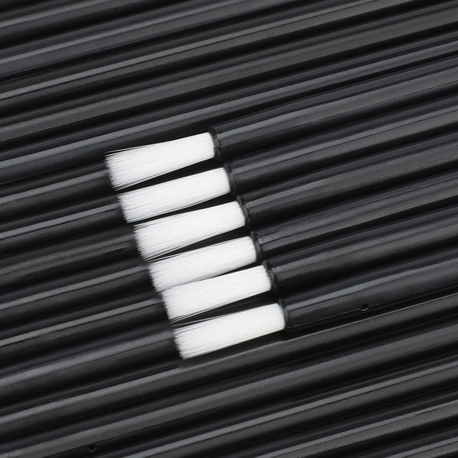 G2PLUS Lip Brushes, 50Pcs Disposable Lip Gloss Wands, Portable and No-Clean Lipstick Applicator, Nail Polish Brushes Makeup Tool for PYO Cookie Paint, Painting, Detail Brush