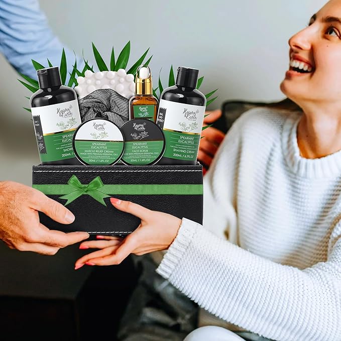Eucalyptus Spearmint Spa Bath Set. Christmas Mint Bath Gift Basket for Men Women & Couples. Best Spa Basket for Men, Husband, Dad! (XL, Spearmint Eucalyptus)
