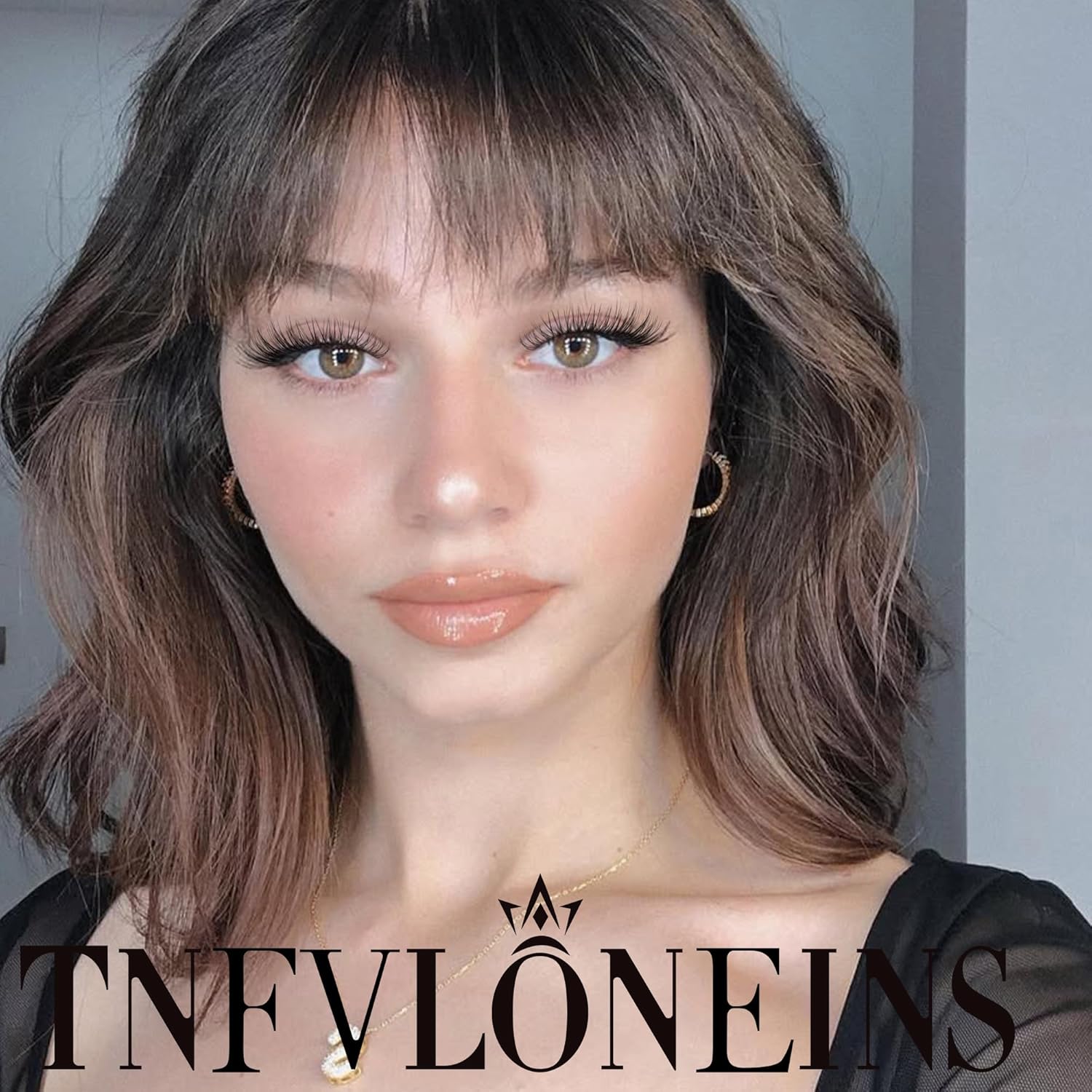 TNFVLONEINS Wispy Lash Clusters Kit Natural Lash Extension Kit C curl Eyelash Extension Kit Short Cluster Eyelash Extensions Soft Individual Lashes Kit Eyelash Clusters with Bond and Seal and Tweezers