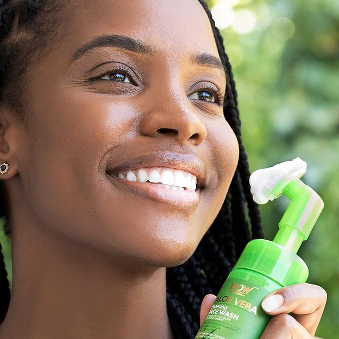 WOW Skin Science Aloe Vera Exfoliating Face Wash w/Soft Brush, Foaming Facial Cleanser For All Skin Types, Acne Face Wash for Women, Facial Skin Care Products, Men's Face Wash Facial Scrub (100ml)