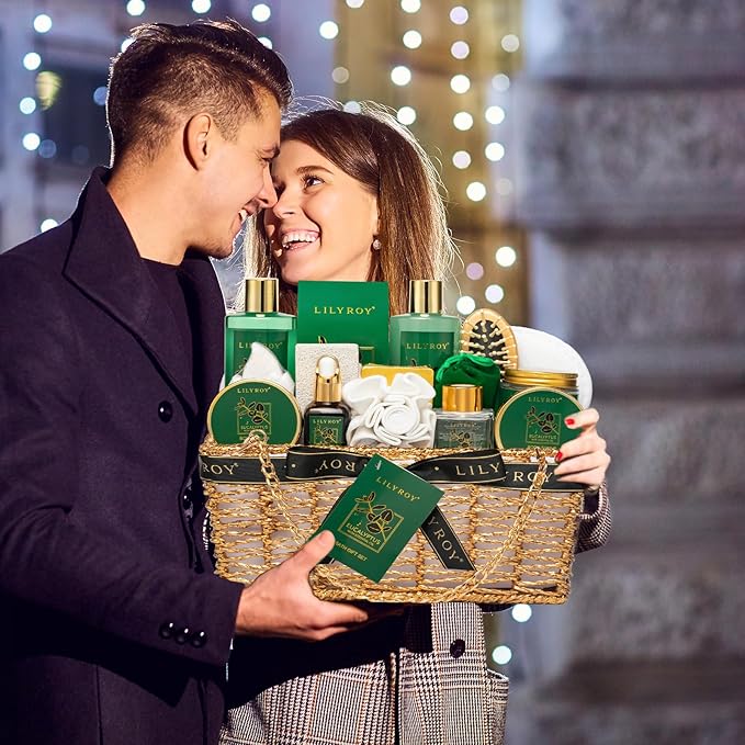 18-Piece Luxury Spa Gift Basket Set for Mothers Day Bath & Body Care Kit for Women & Men Perfect Gift for Christmas Father's Day Birthday with Shower Gel & More Great for Holidays & Special Occasions