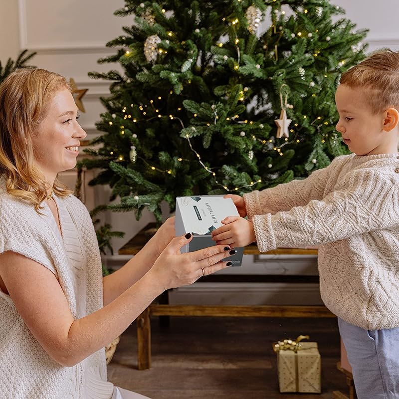 Natural Amor Citrus Handmade Bath Body Gift Set,4pcs Self Care Gift for Women,Includes Soap Bar, Bath Bomb, Clay Mask, Body Butter- Thank you Gift for Pampering